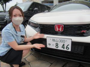 カスタマースタッフによる車両紹介